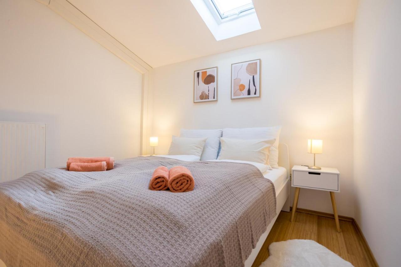 Apartmani Beba Omisalj ภายนอก รูปภาพ