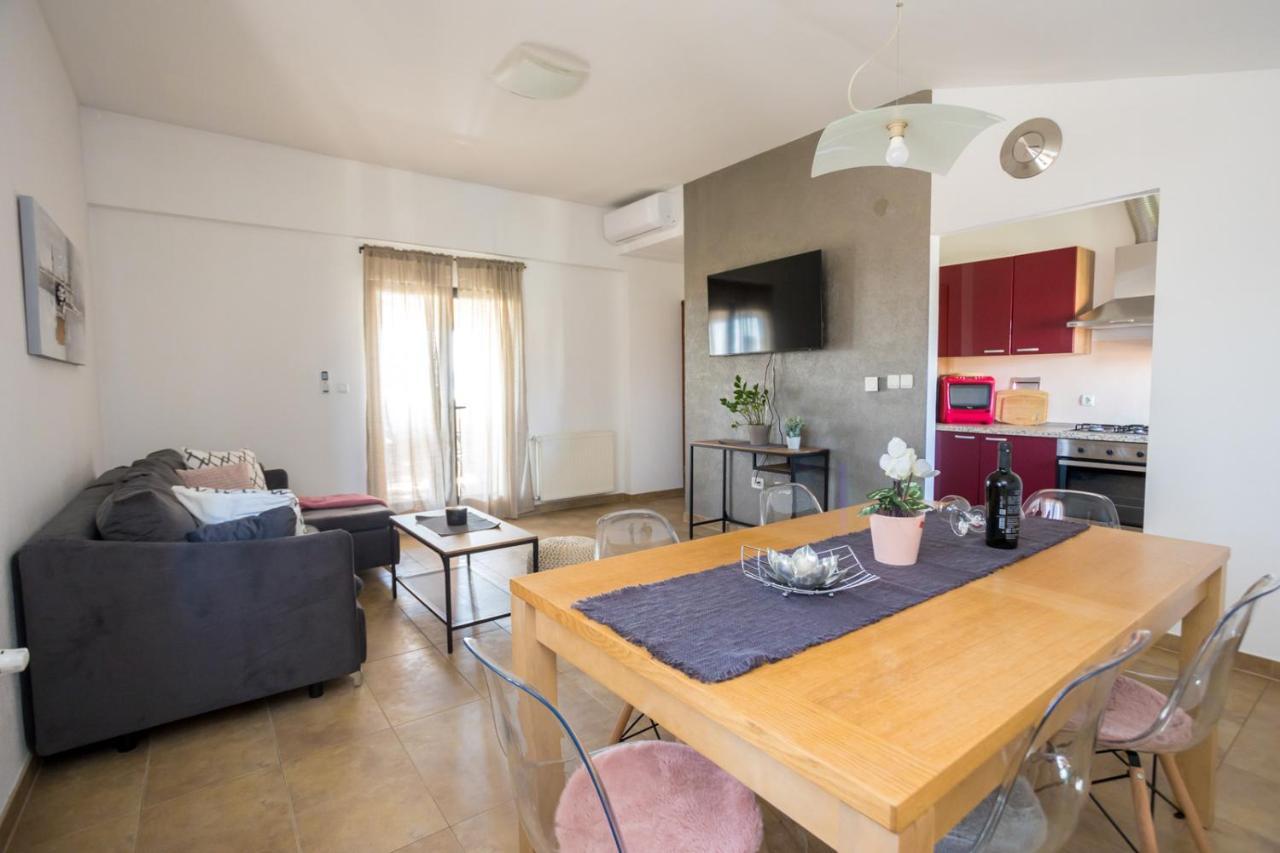 Apartmani Beba Omisalj ภายนอก รูปภาพ